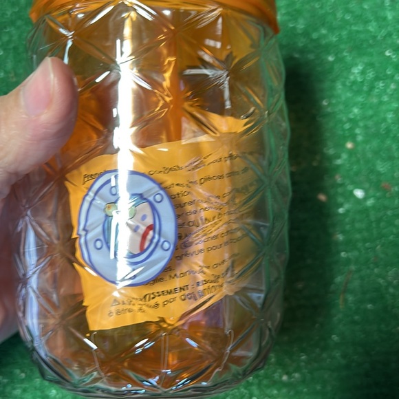 16 oz SpongeBob themed plastic tumbler! - Picture 3 of 5